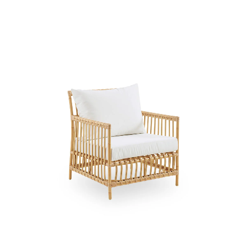 Sikta Design Caroline Lounge Chair Exterior antik