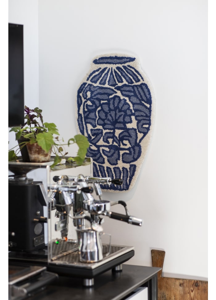 MING VASE RUG | BONGUSTA