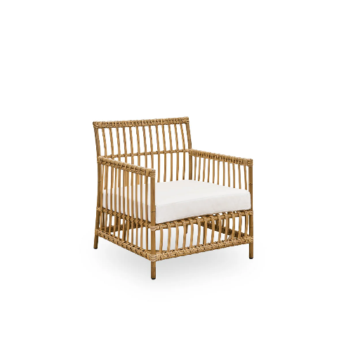 Sikta Design Caroline Lounge Chair Exterior antik